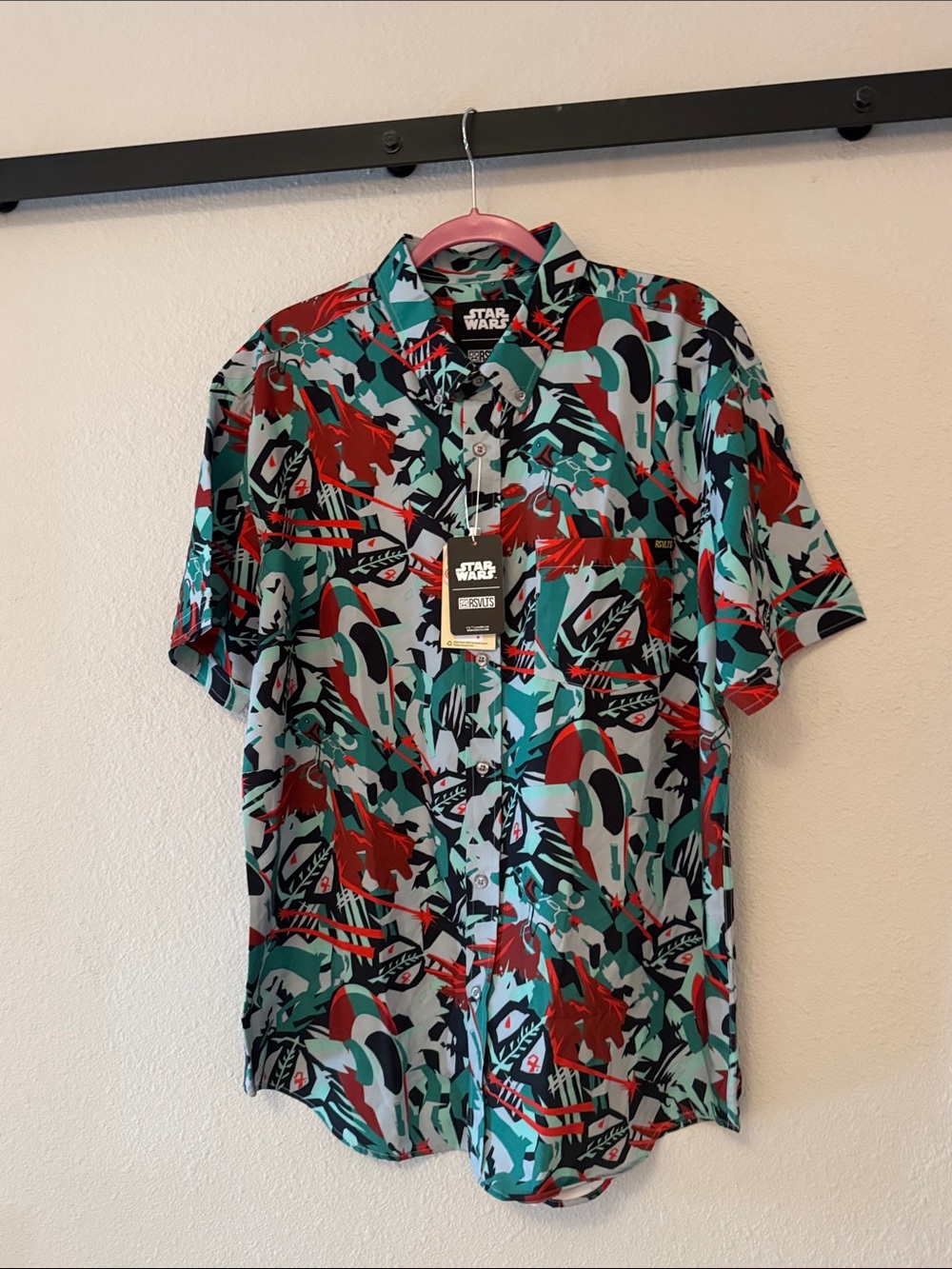NWT: RSVLTS Star Wars Men's Short-Sleeve Button-Up Shirt - size XL